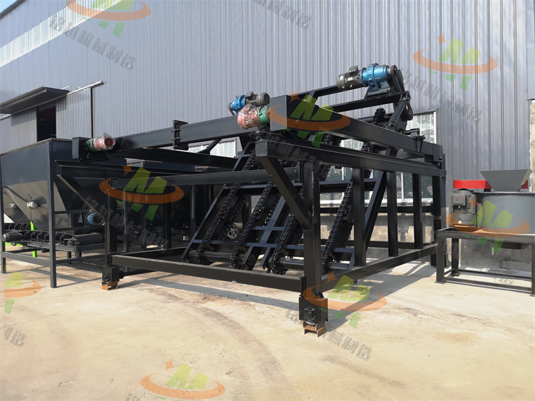 ���D朰巭���C