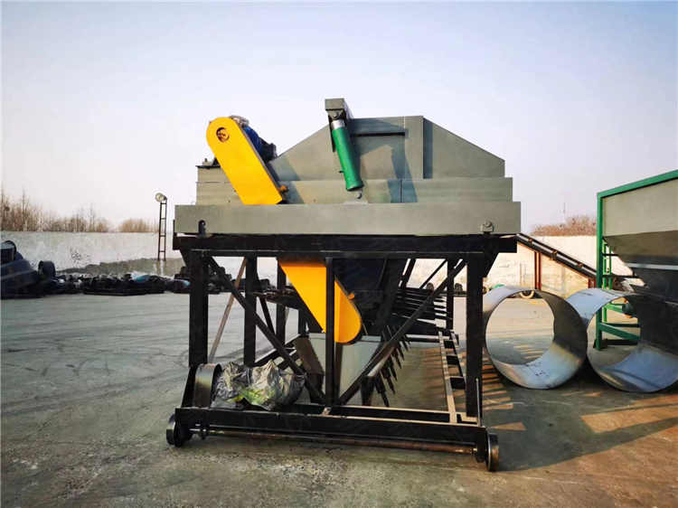 糞便軌道式堆肥機,雞糞升降液壓槽式翻拋機,翻堆均勻,產量大